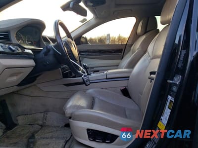 Zdjęcie 7 z 13 samochodu: 2010 BMW 750 I XDRIVE VIN:WBAKC6C51AC393479 - miniatura