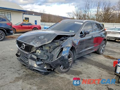 2018 VOLVO XC60 T5 MOMENTUM YV4102RK3J1064904 - główne zdjęcie licytacji z USA - miniatura