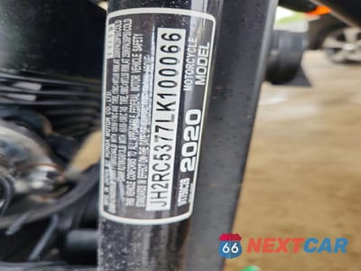 Zdjęcie 9 z 10 samochodu: 2020 HONDA VT750 C2B VIN:JH2RC5377LK100066 - miniatura