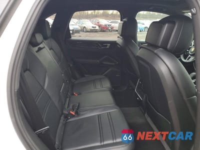 Zdjęcie 11 z 14 samochodu: 2019 PORSCHE CAYENNE VIN:WP1AA2AY7KDA01142 - miniatura