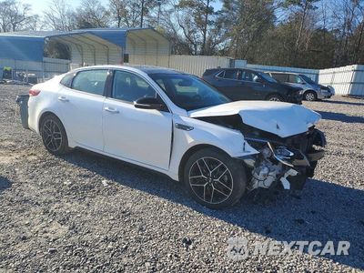 Czwarte zdjęcie samochodu z boku: 2020 KIA OPTIMA LX VIN:5XXGT4L36LG449172 - miniatura