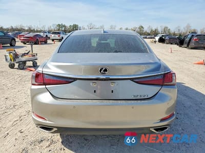 Zdjęcie 6 z 11 samochodu: 2019 LEXUS ES 300 VIN:58ABZ1B19KU002419 - miniatura
