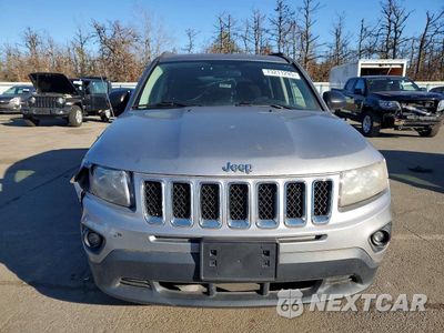 Piąte zdjęcie samochodu w środku: 2014 JEEP COMPASS SPORT VIN:1C4NJCBA9ED776931 - miniatura