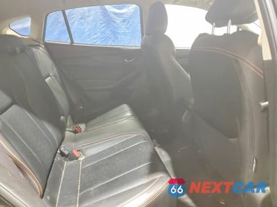 Zdjęcie 10 z 11 samochodu: 2019 SUBARU CROSSTREK LIMITED VIN:JF2GTAMC5KH300283 - miniatura