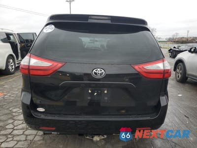 Zdjęcie 6 z 13 samochodu: 2017 TOYOTA SIENNA VIN:5TDZZ3DC3HS770964 - miniatura