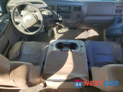 Zdjęcie 8 z 11 samochodu: 2002 FORD F250 SUPER DUTY VIN:1FTNW21F92EA84876 - miniatura