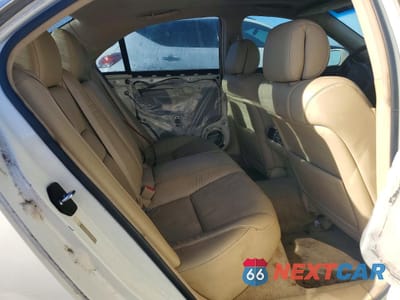 Zdjęcie 10 z 12 samochodu: 2006 ACURA RL VIN:JH4KB16546C011049 - miniatura