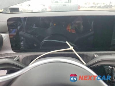 Zdjęcie 9 z 11 samochodu: 2021 MERCEDES-BENZ CLA 250 VIN:W1K5J4GB8MN163883 - miniatura