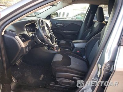 Zdjęcie 7 z 12 samochodu: 2015 JEEP CHEROKEE SPORT VIN:1C4PJLAB9FW637195 - miniatura
