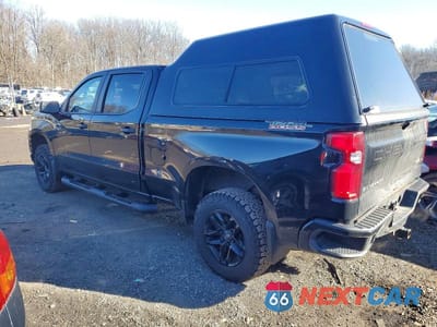 Drugie zdjęcie samochodu z przodu: 2019 CHEVROLET SILVERADO K1500 TRAIL BOSS CUSTOM VIN:1GCPYCEFXKZ363085 - miniatura