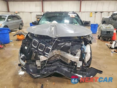 Piąte zdjęcie samochodu w środku: 2023 JEEP COMPASS LIMITED VIN:3C4NJDCN2PT551125 - miniatura