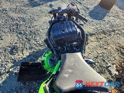 Zdjęcie 6 z 9 samochodu: 2020 KAWASAKI ZX636 K VIN:JKBZXJG13LA009531 - miniatura