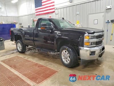 Czwarte zdjęcie samochodu z boku: 2015 CHEVROLET SILVERADO K3500 LT VIN:1GC0KZEG6FZ528232 - miniatura