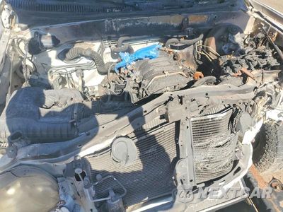 Zdjęcie 11 z 12 samochodu: 2005 TOYOTA TUNDRA ACCESS CAB SR5 VIN:5TBRT34165S464751 - miniatura