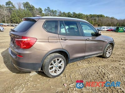 Trzecie zdjęcie samochodu z tyłu: 2011 BMW X3 XDRIVE35I VIN:5UXWX7C53BL734721 - miniatura
