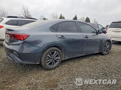 Trzecie zdjęcie samochodu z tyłu: 2024 KIA FORTE LX VIN:3KPF24AD9RE735321 - miniatura