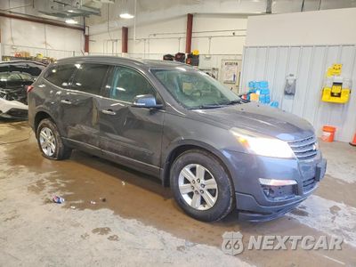 Czwarte zdjęcie samochodu z boku: 2013 CHEVROLET TRAVERSE LT VIN:1GNKVGKD8DJ195260 - miniatura