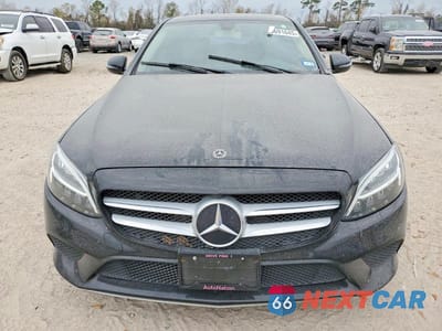 Piąte zdjęcie samochodu w środku: 2019 MERCEDES-BENZ C 300 VIN:55SWF8DB2KU295317 - miniatura