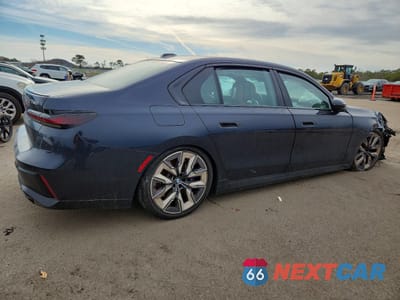 Trzecie zdjęcie samochodu z tyłu: 2024 BMW 760 XI VIN:WBA33EJ04RCP02489 - miniatura