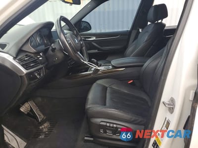 Zdjęcie 7 z 14 samochodu: 2016 BMW X5 XDRIVE50I VIN:5UXKR6C58G0J79955 - miniatura