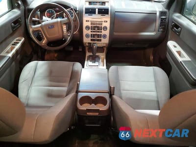 Zdjęcie 8 z 12 samochodu: 2012 FORD ESCAPE XLT VIN:1FMCU0D71CKC67046 - miniatura