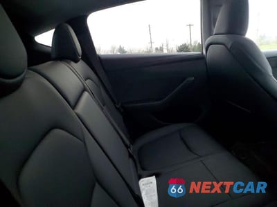 Zdjęcie 11 z 13 samochodu: 2026 TESLA MODEL Y VIN:7SAYGDEE2TF408163 - miniatura