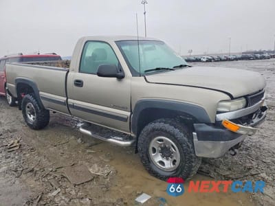 Czwarte zdjęcie samochodu z boku: 2001 CHEVROLET SILVERADO C2500 HEAVY DUTY VIN:1GCHC24U01E343771 - miniatura