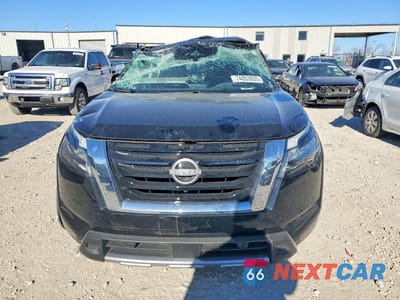 Piąte zdjęcie samochodu w środku: 2025 NISSAN PATHFINDER PLATINUM VIN:5N1DR3DK9SC235109 - miniatura