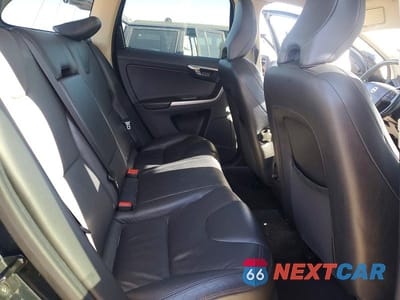 Zdjęcie 10 z 11 samochodu: 2010 VOLVO XC60 T6 VIN:YV4992DZXA2119968 - miniatura