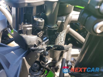 Zdjęcie 9 z 10 samochodu: 2025 KAWASAKI ZX400 VIN:ML5ZXCS1XSDA41397 - miniatura