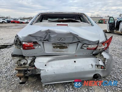 Zdjęcie 6 z 11 samochodu: 2006 LEXUS IS 350 VIN:JTHBE262265004480 - miniatura