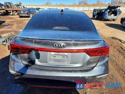 Zdjęcie 6 z 11 samochodu: 2021 KIA FORTE GT VIN:3KPF44AC0ME295029 - miniatura