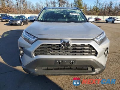 Piąte zdjęcie samochodu w środku: 2025 TOYOTA RAV4 XLE PREMIUM VIN:2T3A1RFV0SW602422 - miniatura