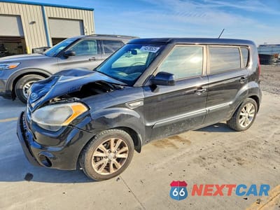2013 KIA SOUL KNDJT2A5XD7610387 - główne zdjęcie licytacji z USA - miniatura