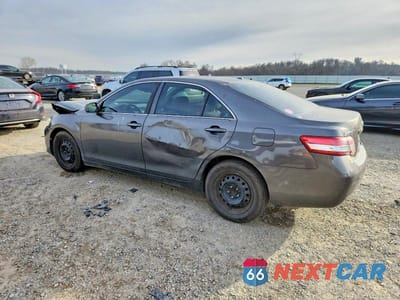 Drugie zdjęcie samochodu z przodu: 2010 TOYOTA CAMRY BASE VIN:4T4BF3EK0AR012843 - miniatura