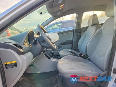 Zdjęcie 7 z 12 samochodu: 2017 HYUNDAI ACCENT SE VIN:KMHCT4AE6HU193213 - miniatura