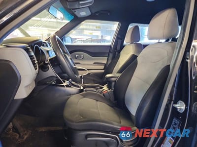 Zdjęcie 7 z 12 samochodu: 2017 KIA SOUL VIN:KNDJN2A21H7885412 - miniatura