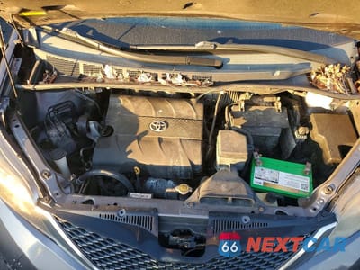 Zdjęcie 12 z 13 samochodu: 2011 TOYOTA SIENNA SPORT VIN:5TDXK3DC5BS105194 - miniatura