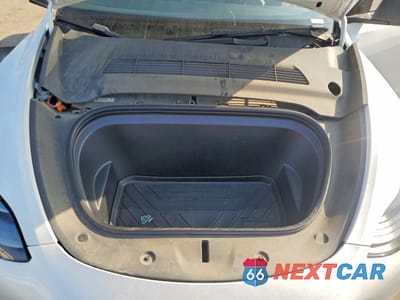 Zdjęcie 11 z 11 samochodu: 2022 TESLA MODEL Y VIN:7SAYGDEFXNF568576 - miniatura