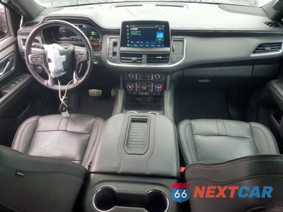 Zdjęcie 8 z 15 samochodu: 2023 CHEVROLET SUBURBAN K1500 RST VIN:1GNSKEKD0PR106476 - miniatura