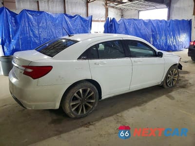 Trzecie zdjęcie samochodu z tyłu: 2012 CHRYSLER 200 TOURING VIN:1C3CCBBG4CN302901 - miniatura