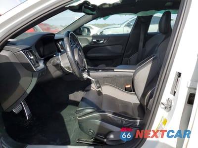 Zdjęcie 7 z 13 samochodu: 2019 VOLVO S60 T6 R-DESIGN VIN:7JRA22TM3KG014740 - miniatura