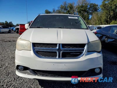 Piąte zdjęcie samochodu w środku: 2011 DODGE GRAND CARAVAN CREW VIN:2D4RN5DG2BR606750 - miniatura