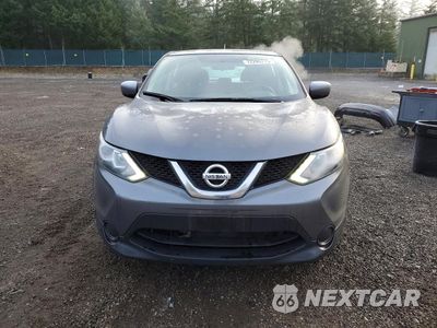 Piąte zdjęcie samochodu w środku: 2017 NISSAN ROGUE SPORT S VIN:JN1BJ1CR6HW135209 - miniatura