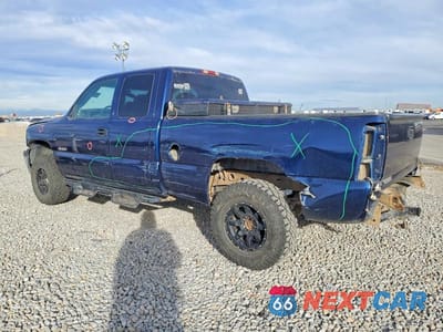 Drugie zdjęcie samochodu z przodu: 2001 CHEVROLET SILVERADO K1500 VIN:2GCEK19T811302239 - miniatura