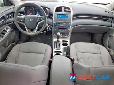 Zdjęcie 8 z 12 samochodu: 2014 CHEVROLET MALIBU LS VIN:1G11B5SL0EF177308 - miniatura