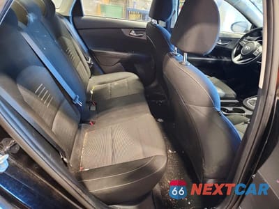 Zdjęcie 10 z 12 samochodu: 2021 KIA FORTE FE VIN:3KPF24AD3ME321069 - miniatura