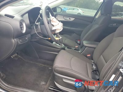 Zdjęcie 7 z 14 samochodu: 2023 KIA FORTE VIN:3KPF24AD9PE610414 - miniatura