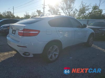 Trzecie zdjęcie samochodu z tyłu: 2011 BMW X6 XDRIVE35I VIN:5UXFG2C56BLX05720 - miniatura