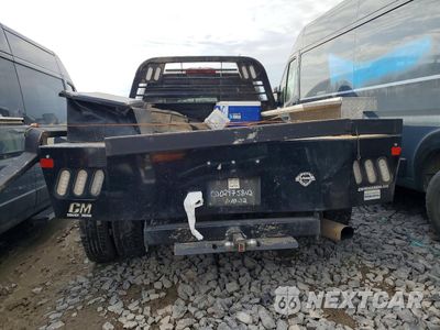 Zdjęcie 6 z 13 samochodu: 2016 CHEVROLET SILVERADO K3500 VIN:1GB5KYC85GZ147120 - miniatura
